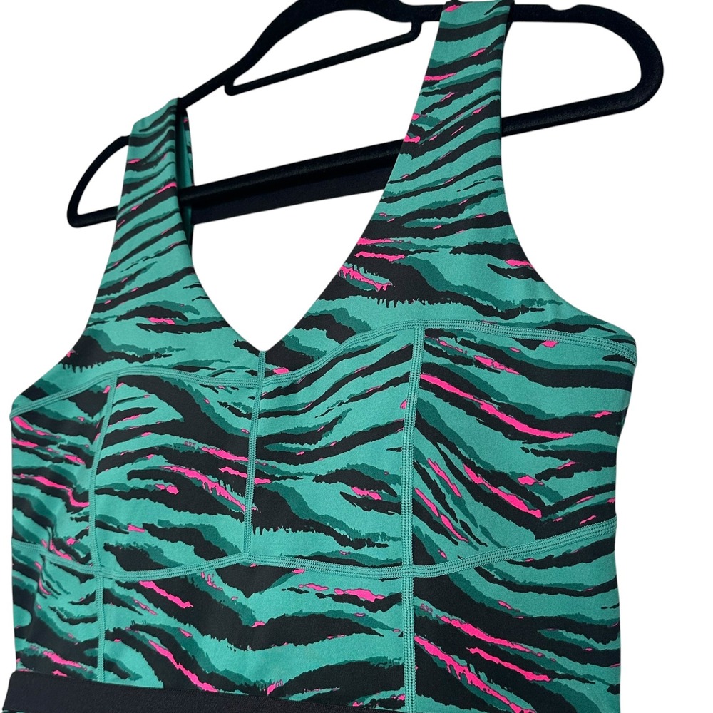Fabletics Bodysuit Jumpsuit Motion 365+ Tiger Print Cutout‎ Green Black Pink XL - Picture 8 of 16